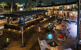 Egyptian Motor Hotel BW Signature Collection